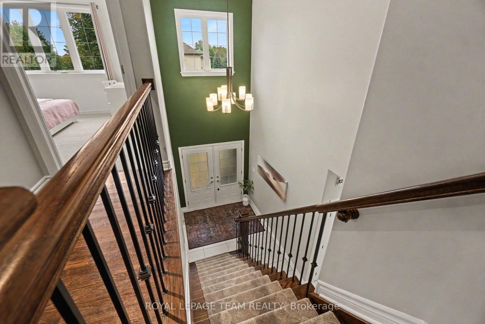 152 WEST RIDGE DRIVE photo 25