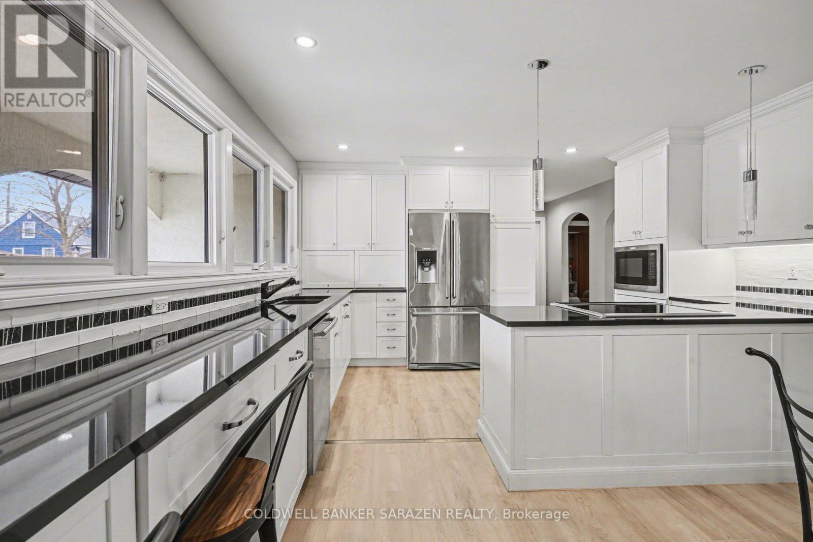 31 DANIEL STREET S, Arnprior — photo 8
