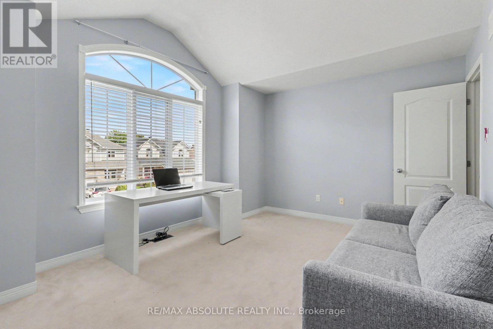 113 SIROCCO CRESCENT - 21