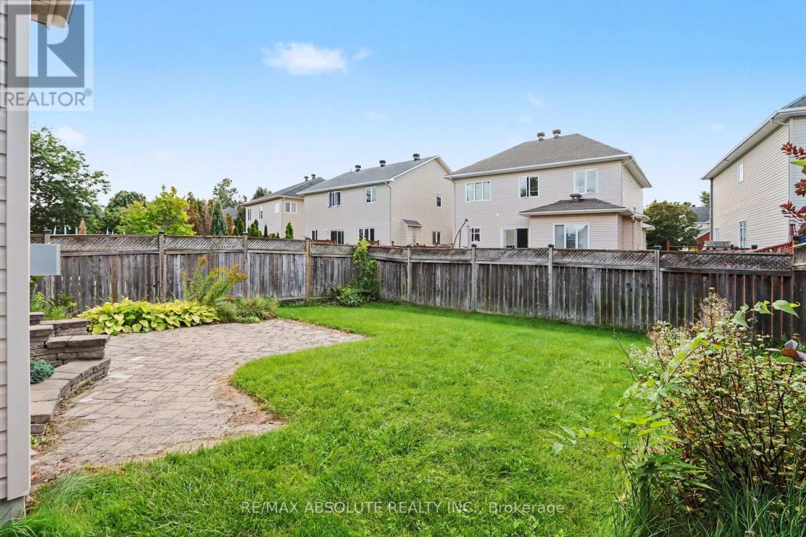 113 SIROCCO CRESCENT - Image 30