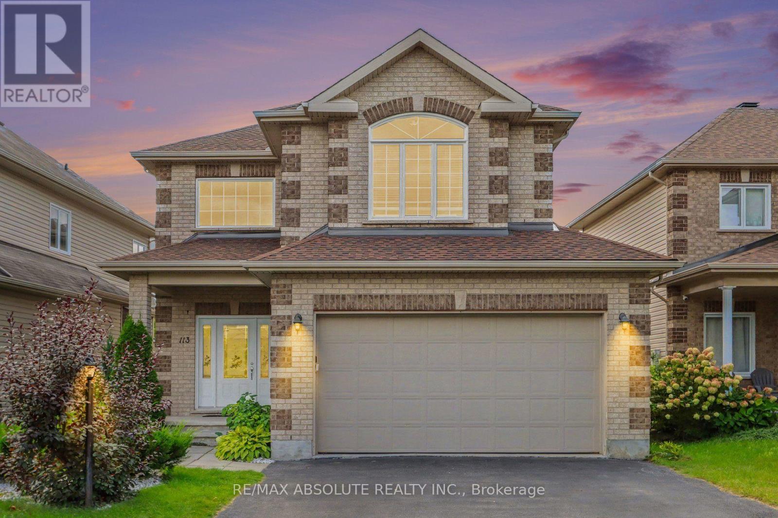 113 SIROCCO CRESCENT - 34