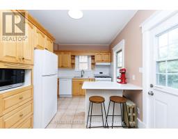 Bathroom - 4864 Simcoe Street, Niagara Falls, ON L2E1V9 Photo 8