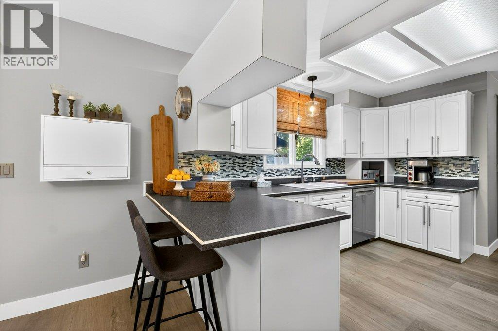 617 Pine Street - 23