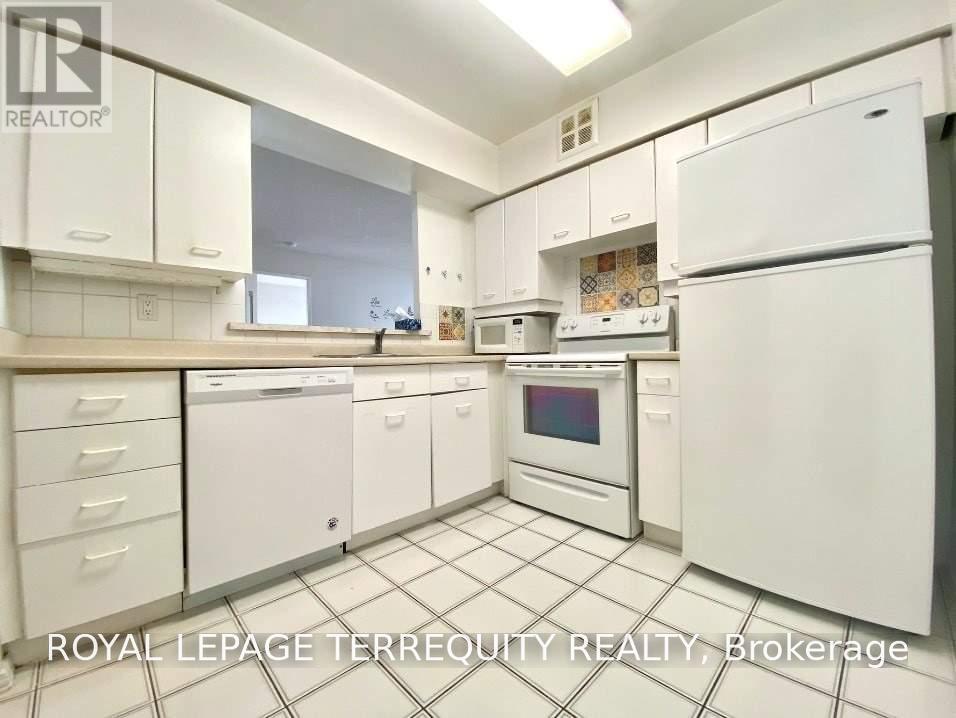 201 - 30 GREENFIELD AVENUE, Toronto (Willowdale East) — photo 11