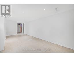 260 Moore Park Avenue, Toronto, ON M2M1N6 Photo 33