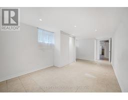 260 Moore Park Avenue, Toronto, ON M2M1N6 Photo 34