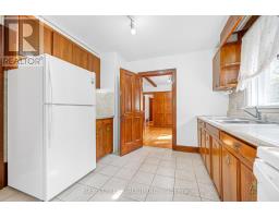 260 Moore Park Avenue, Toronto, ON M2M1N6 Photo 9