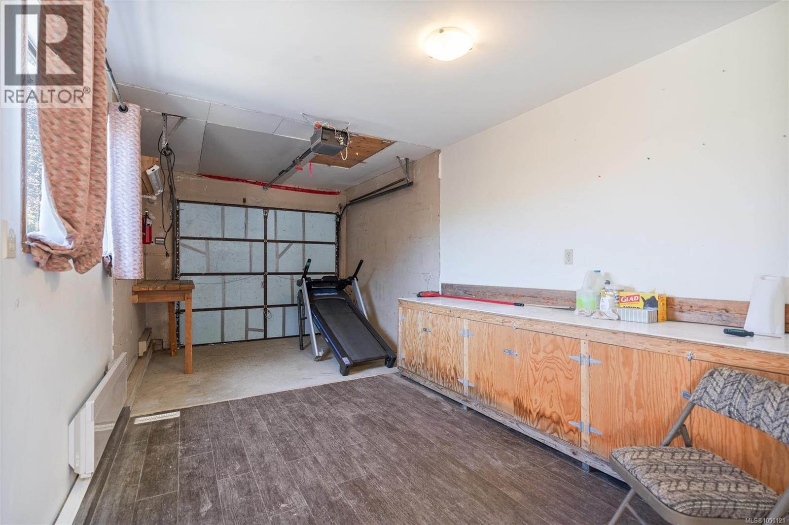 #4 1184 Clarke Rd - Image 35