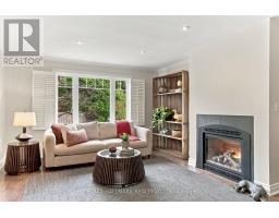 35 Love Crescent, Toronto, ON M4E1V6 Photo 11