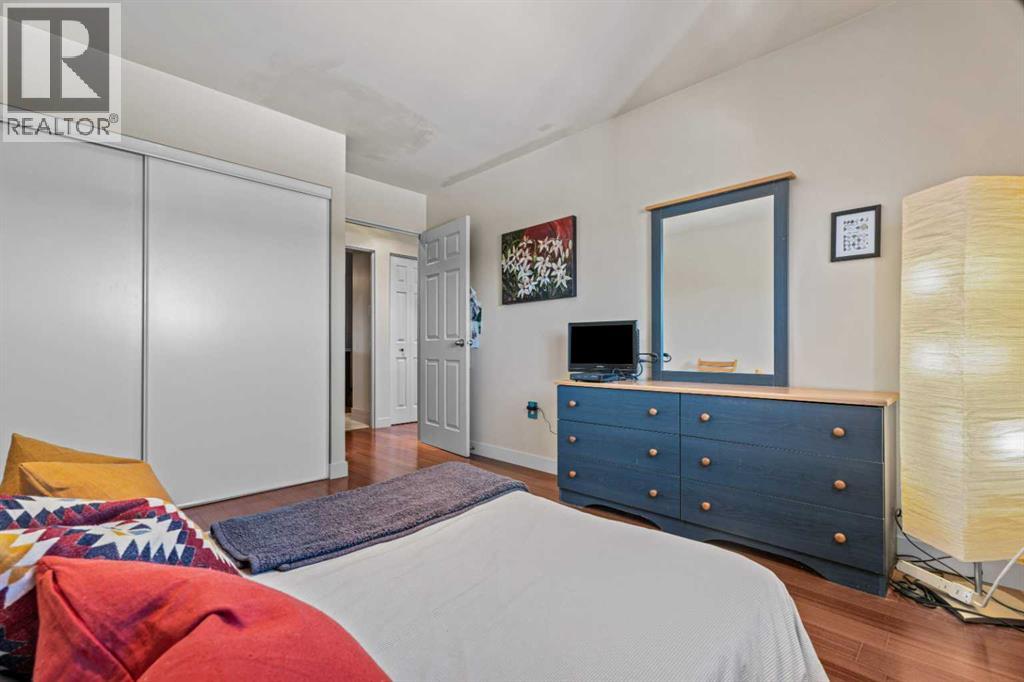 #404 1811 18A Street SW - 19