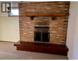 1908 18 Street N, Lethbridge, AB T1H4H2 Photo 17