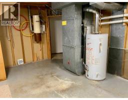 1908 18 Street N, Lethbridge, AB T1H4H2 Photo 25