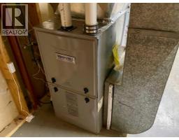 1908 18 Street N, Lethbridge, AB T1H4H2 Photo 27
