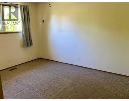 Bedroom - 1908 18 Street N, Lethbridge, AB T1H4H2 Photo 9