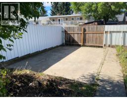 1908 18 Street N, Lethbridge, AB T1H4H2 Photo 30