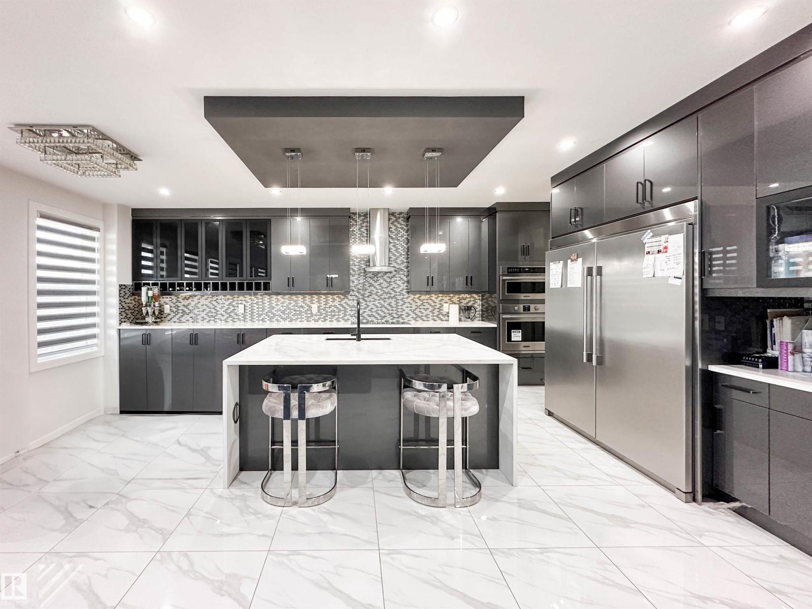 1448 25 ST NW - 10