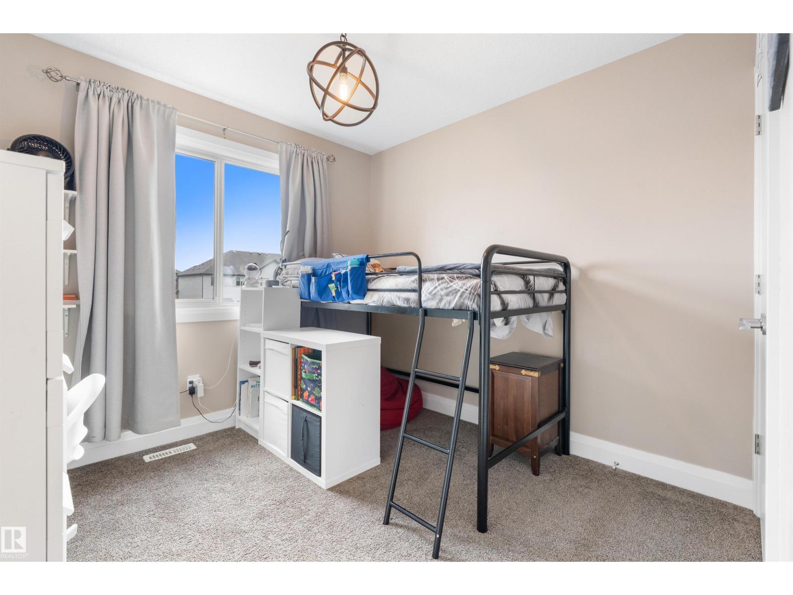 92 GILMORE WY - Image 23