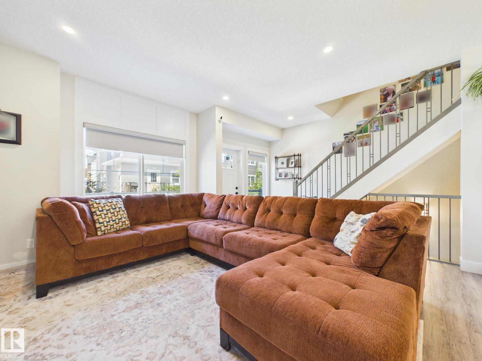 #11 230 EDGEMONT RD NW - Image 20