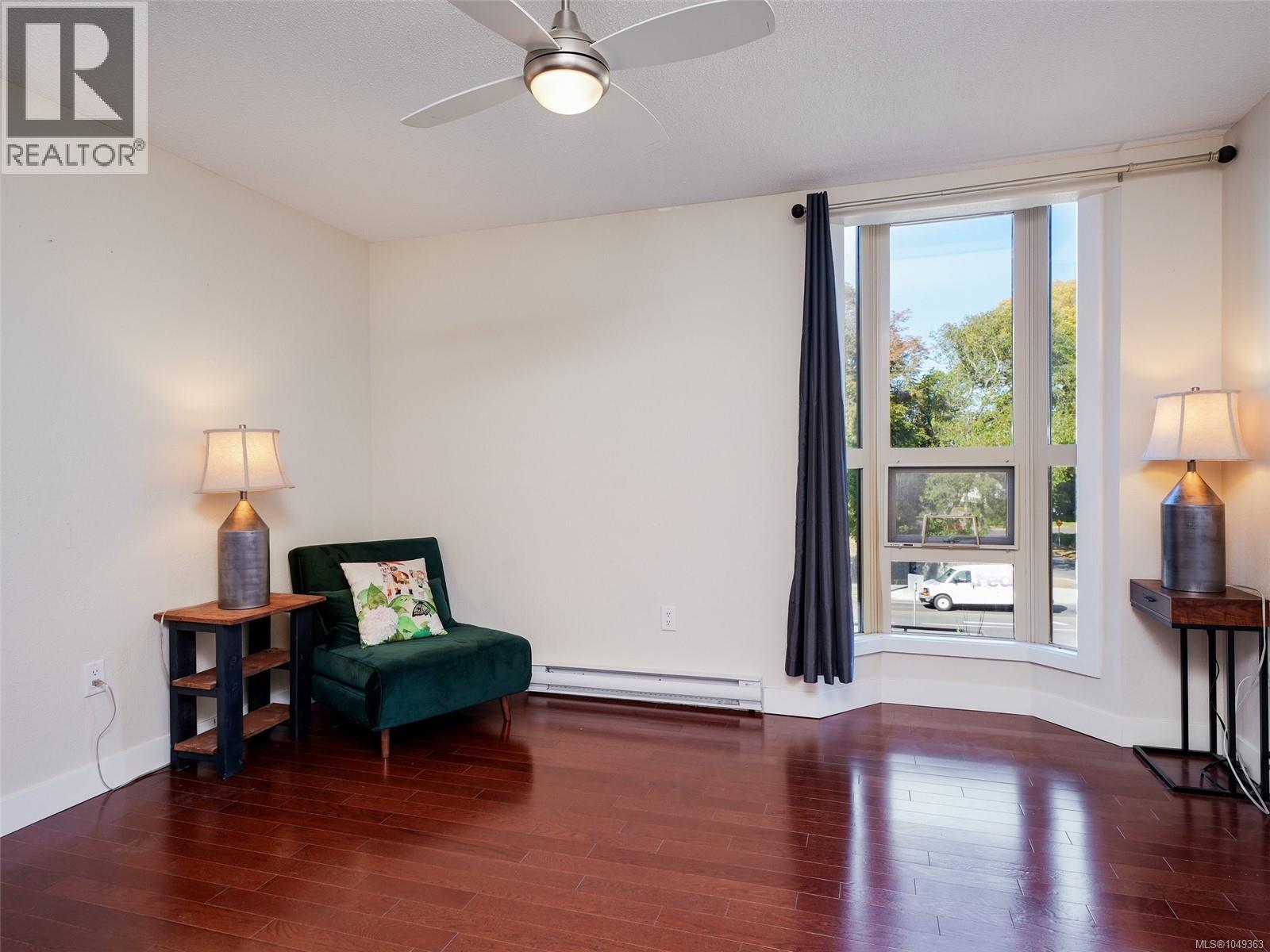 206 1545 Pandora Avenue, Victoria