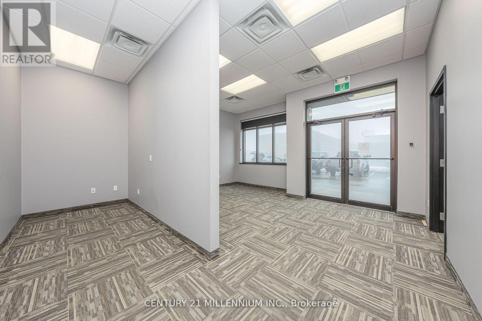 103 - 685 RIDDELL ROAD, Orangeville — photo 5