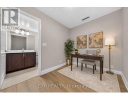 612 - 1 De Boers Drive, Toronto, ON M3J0G6 Photo 16