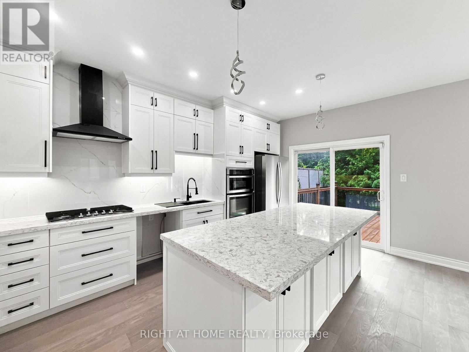 1530 PORTSMOUTH PLACE, Mississauga (East Credit) — photo 3
