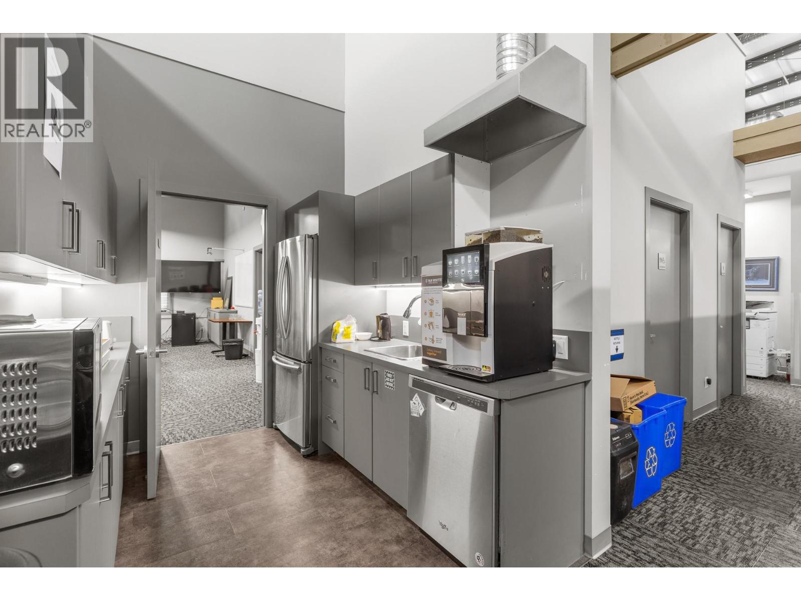  1025 Trench Place, Kelowna