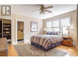 18 Forsyth Avenue N, Hamilton, ON L8S4E1 Photo 34