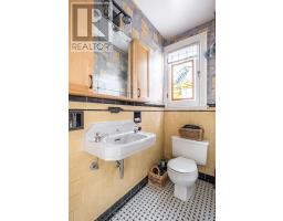 18 Forsyth Avenue N, Hamilton, ON L8S4E1 Photo 37