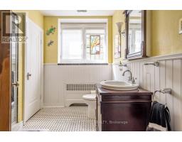 18 Forsyth Avenue N, Hamilton, ON L8S4E1 Photo 42