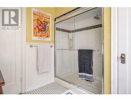 18 Forsyth Avenue N, Hamilton, ON L8S4E1 Photo 43