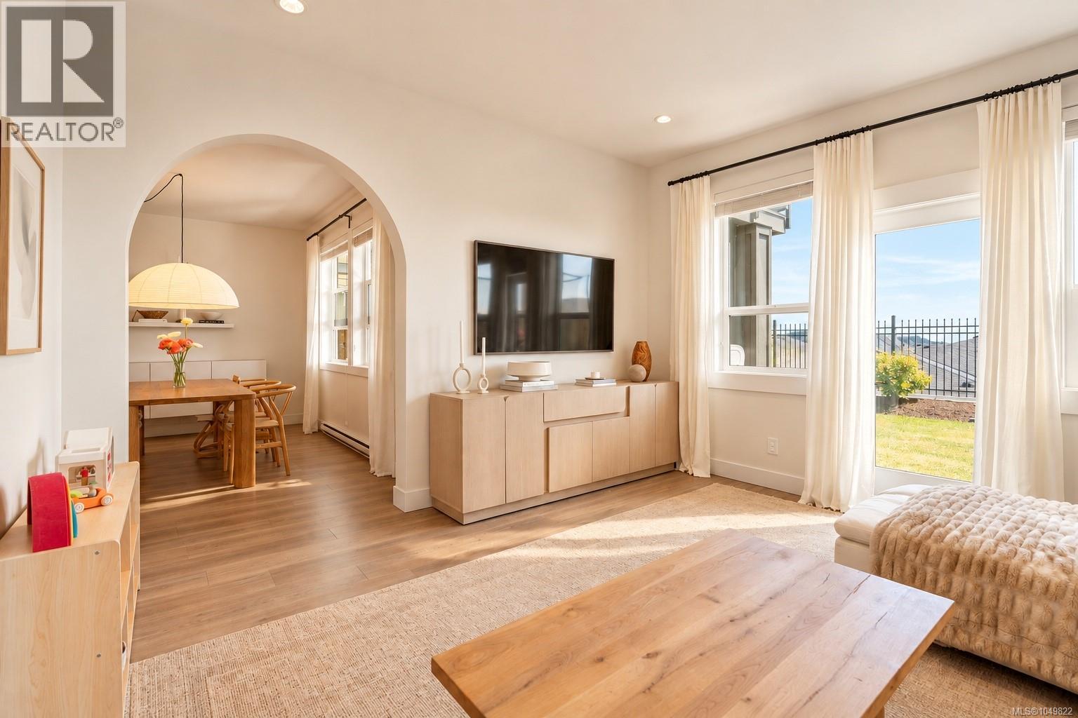 2423 Azurite Cres - Image 32