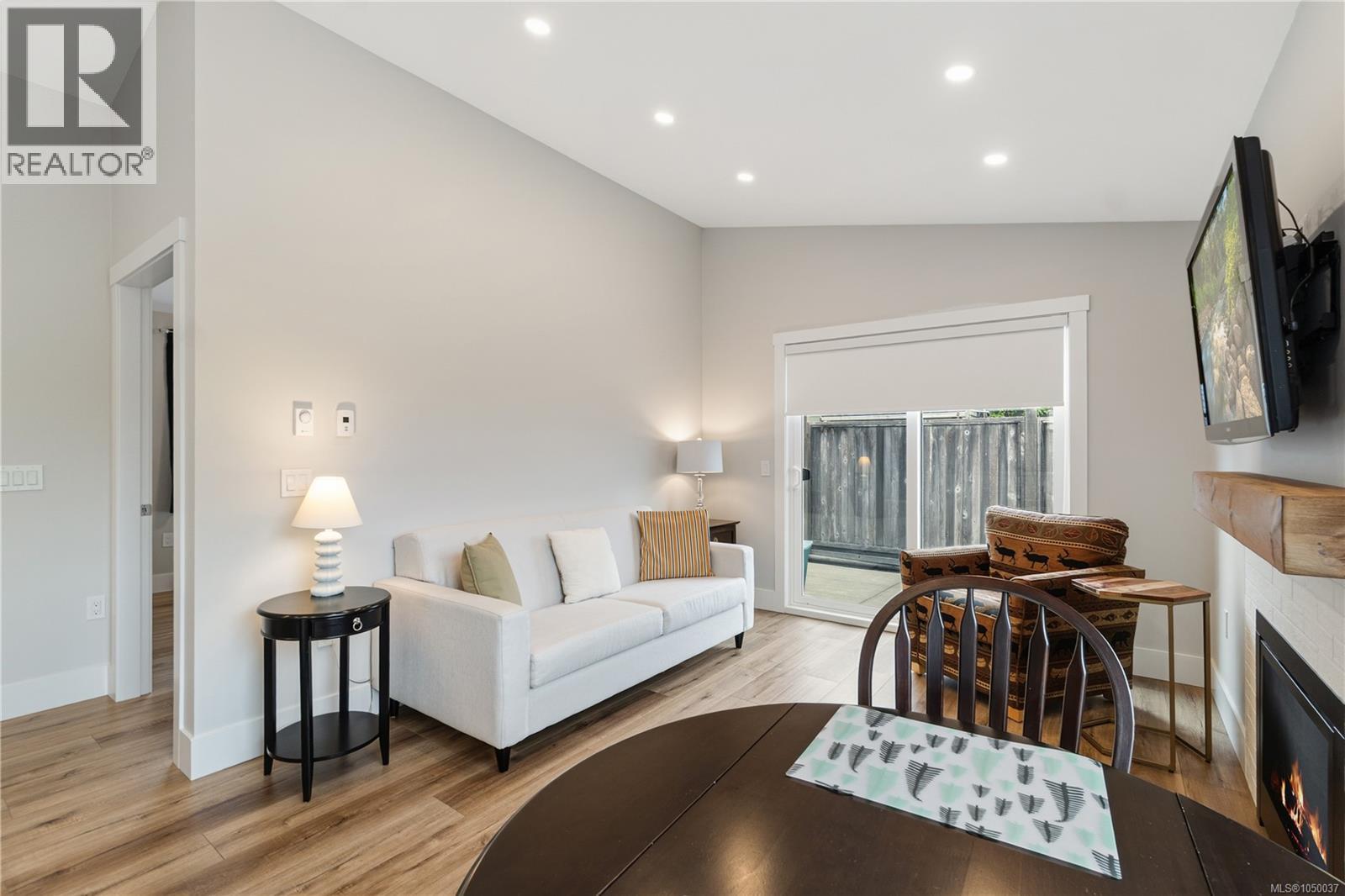 1 Sylvan Cres - Image 43