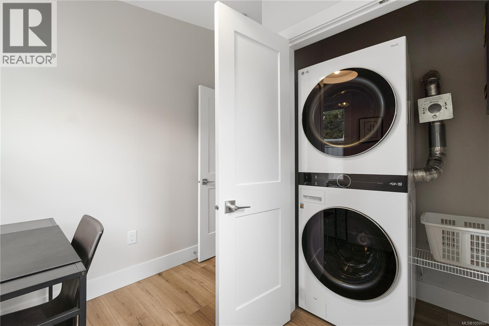 1 Sylvan Cres - Image 47