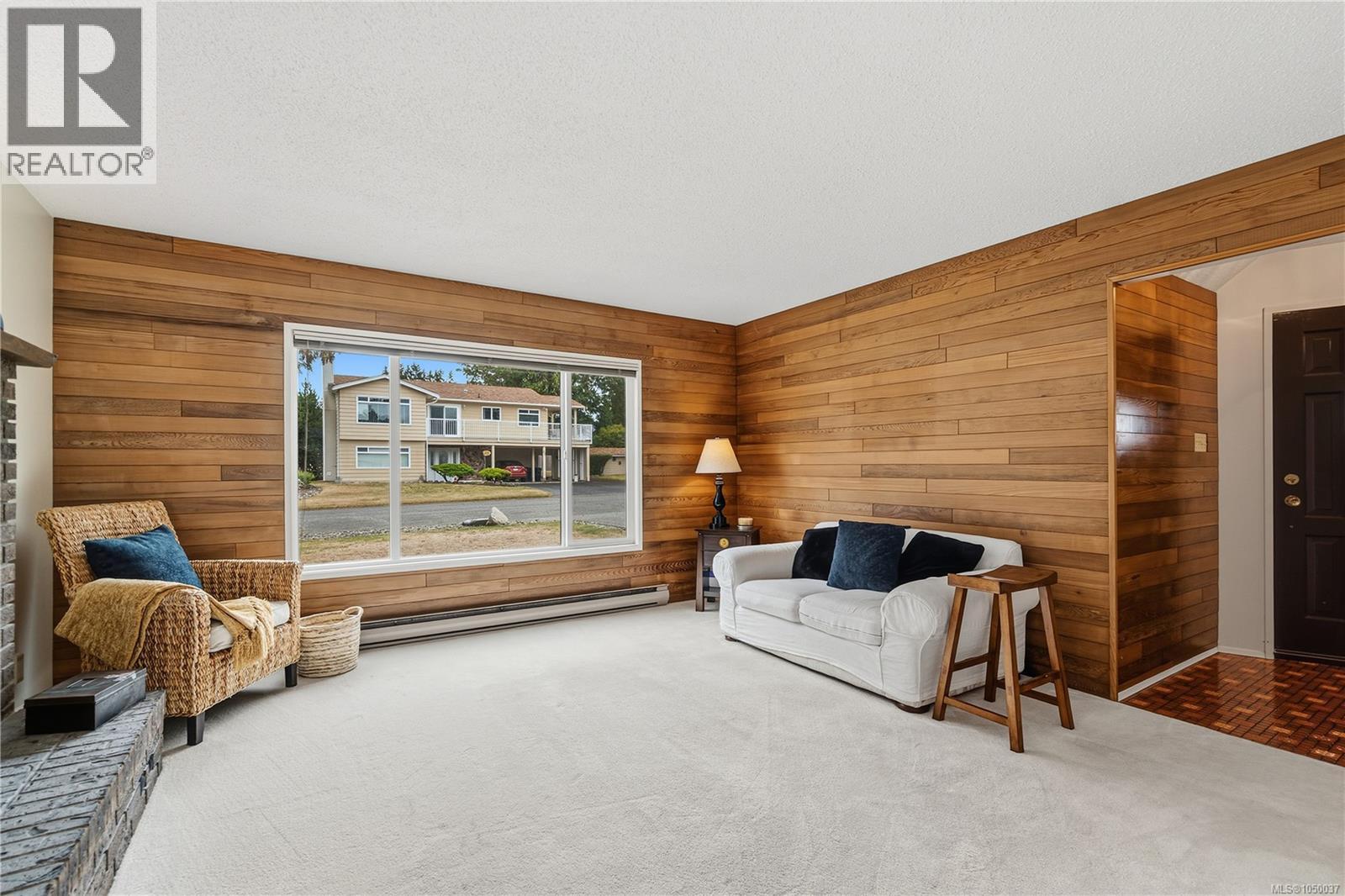 1 Sylvan Cres - 6