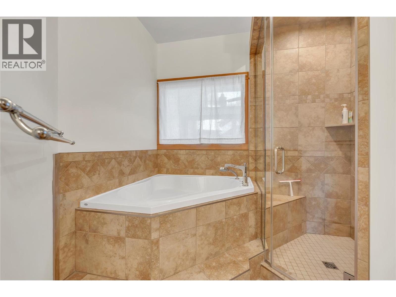 #14 306 Creekview Road - 38