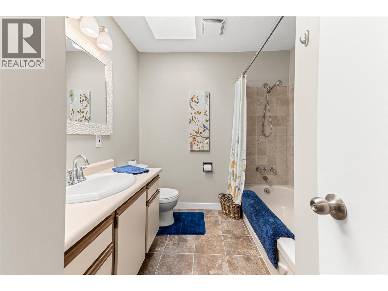  4477 Gordon Drive, Kelowna