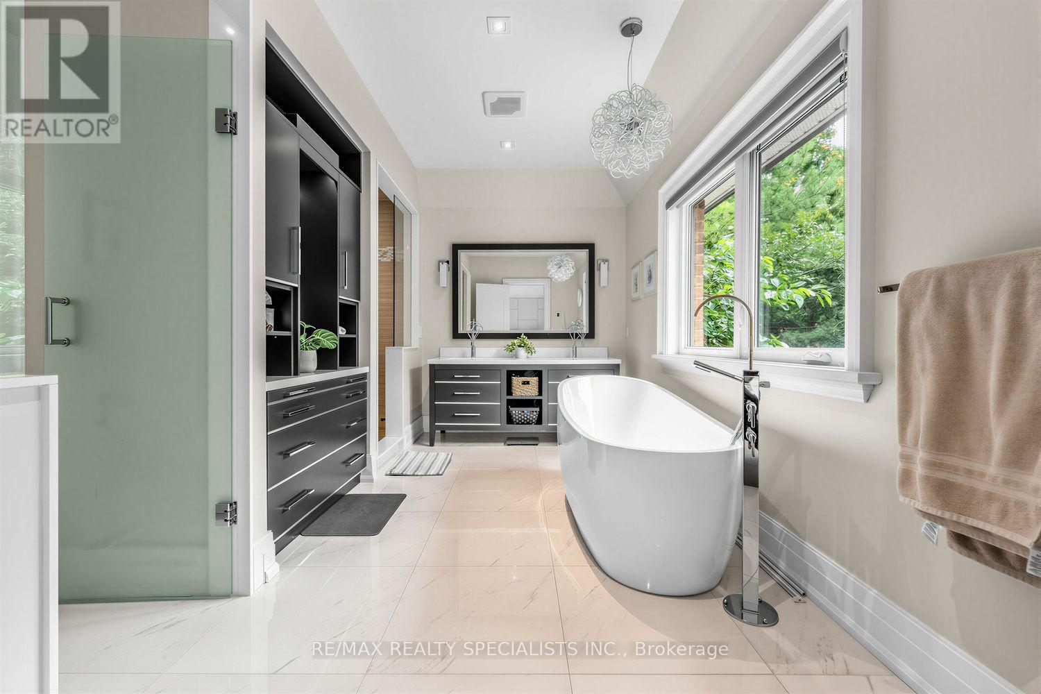 1534 TROTWOOD AVENUE - Image 17
