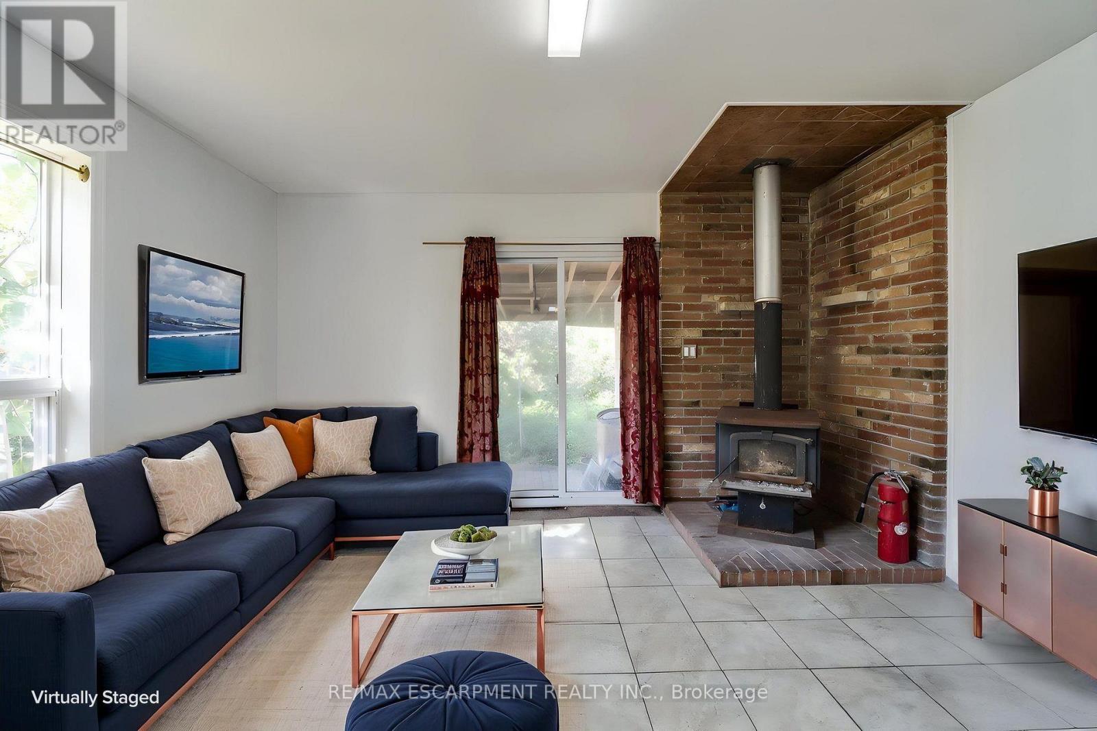 23 OAK AVENUE - 24
