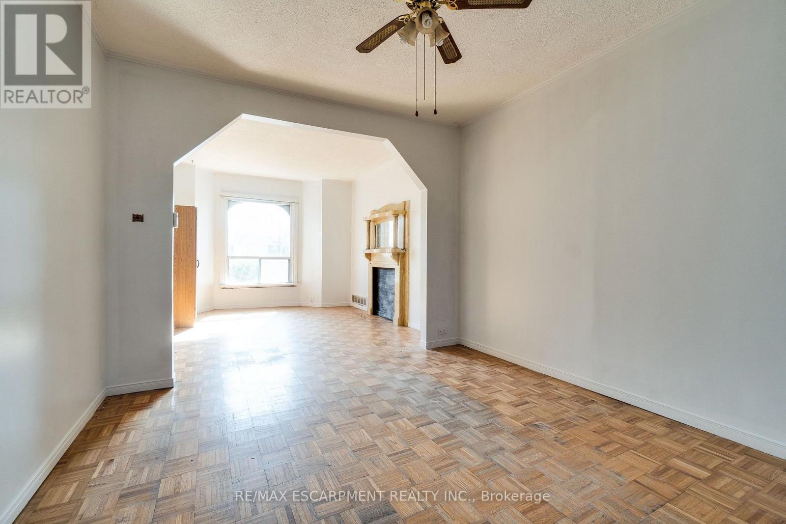 23 OAK AVENUE - 17