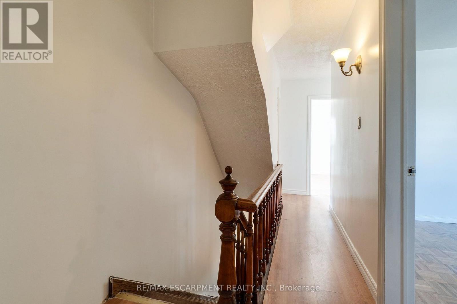 23 OAK AVENUE - Image 30