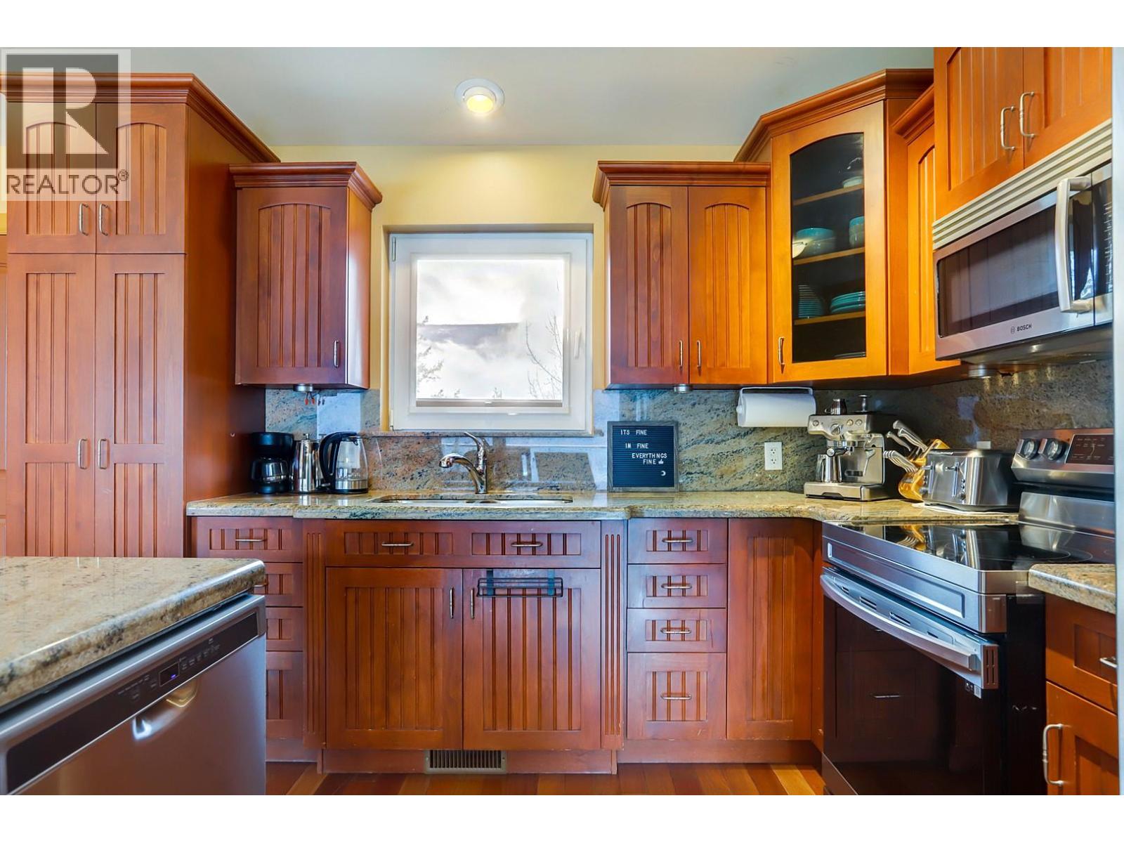 104 500 Old Spallumcheen Road, Sicamous