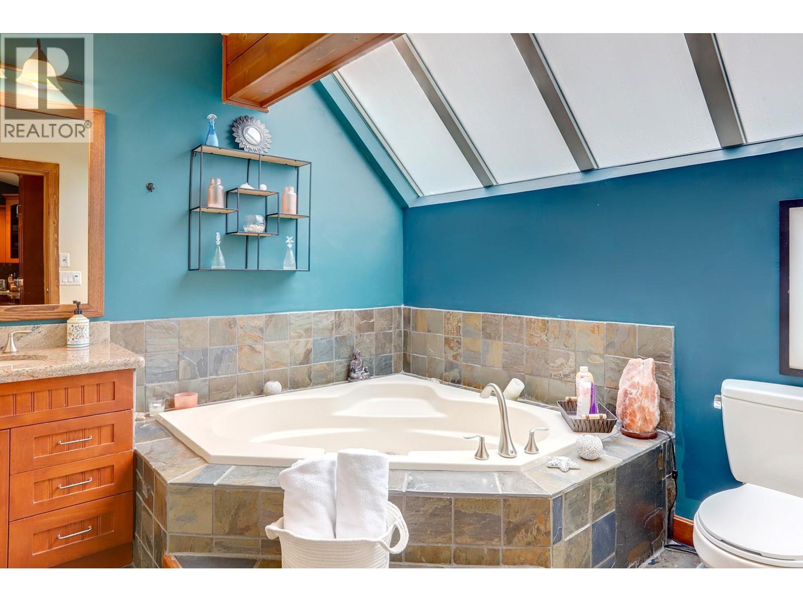 104 500 Old Spallumcheen Road, Sicamous