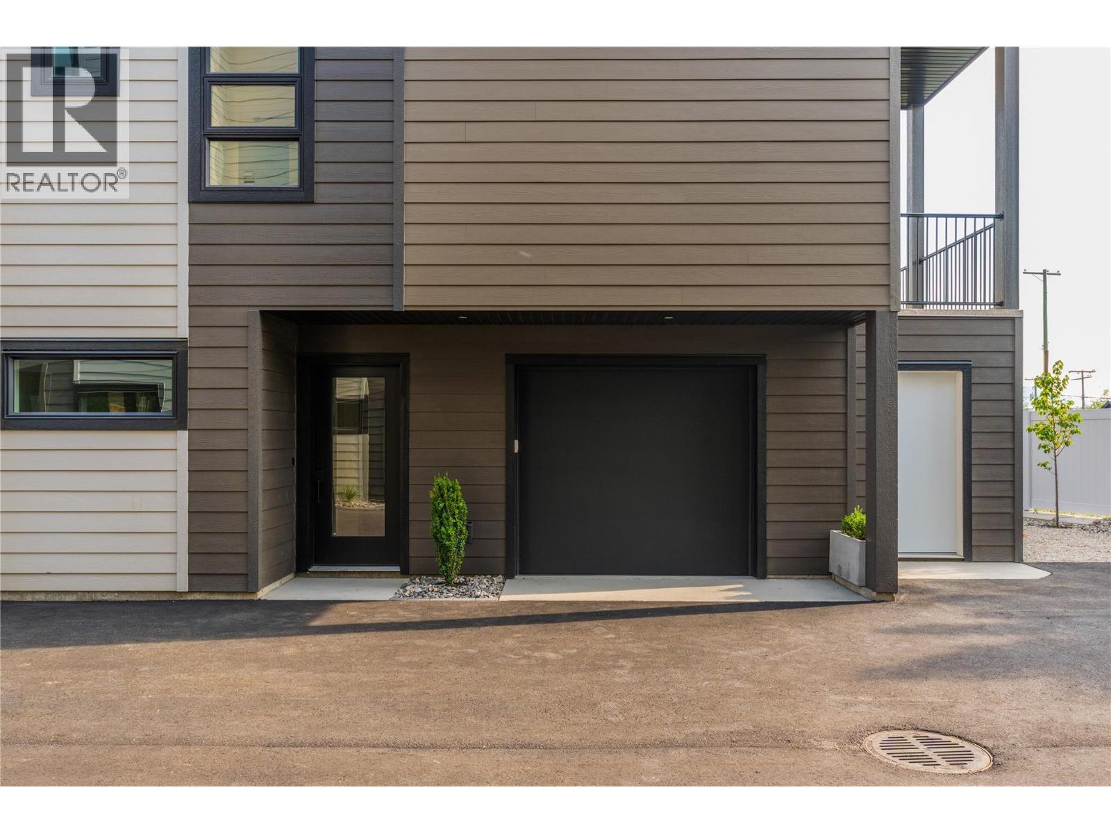  4200 30 Street, Vernon