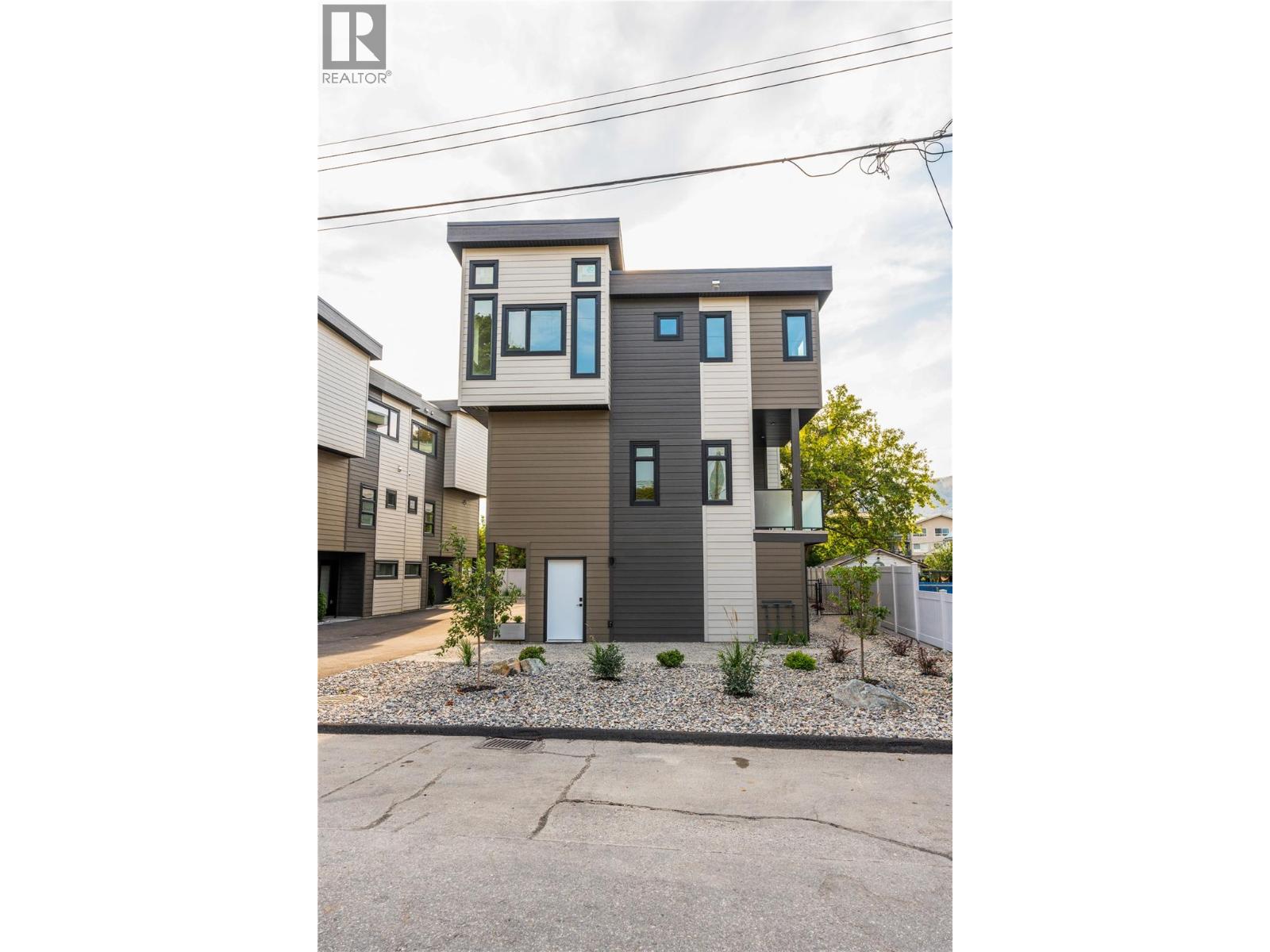  4200 30 Street, Vernon