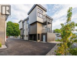4200 30 Street, Vernon, BC V1T5G3 Photo 11