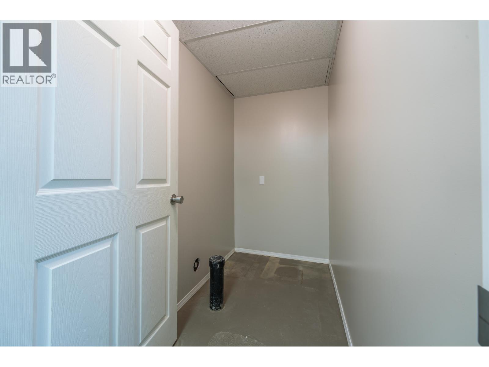 #114 3885 RICHET STREET - Image 30