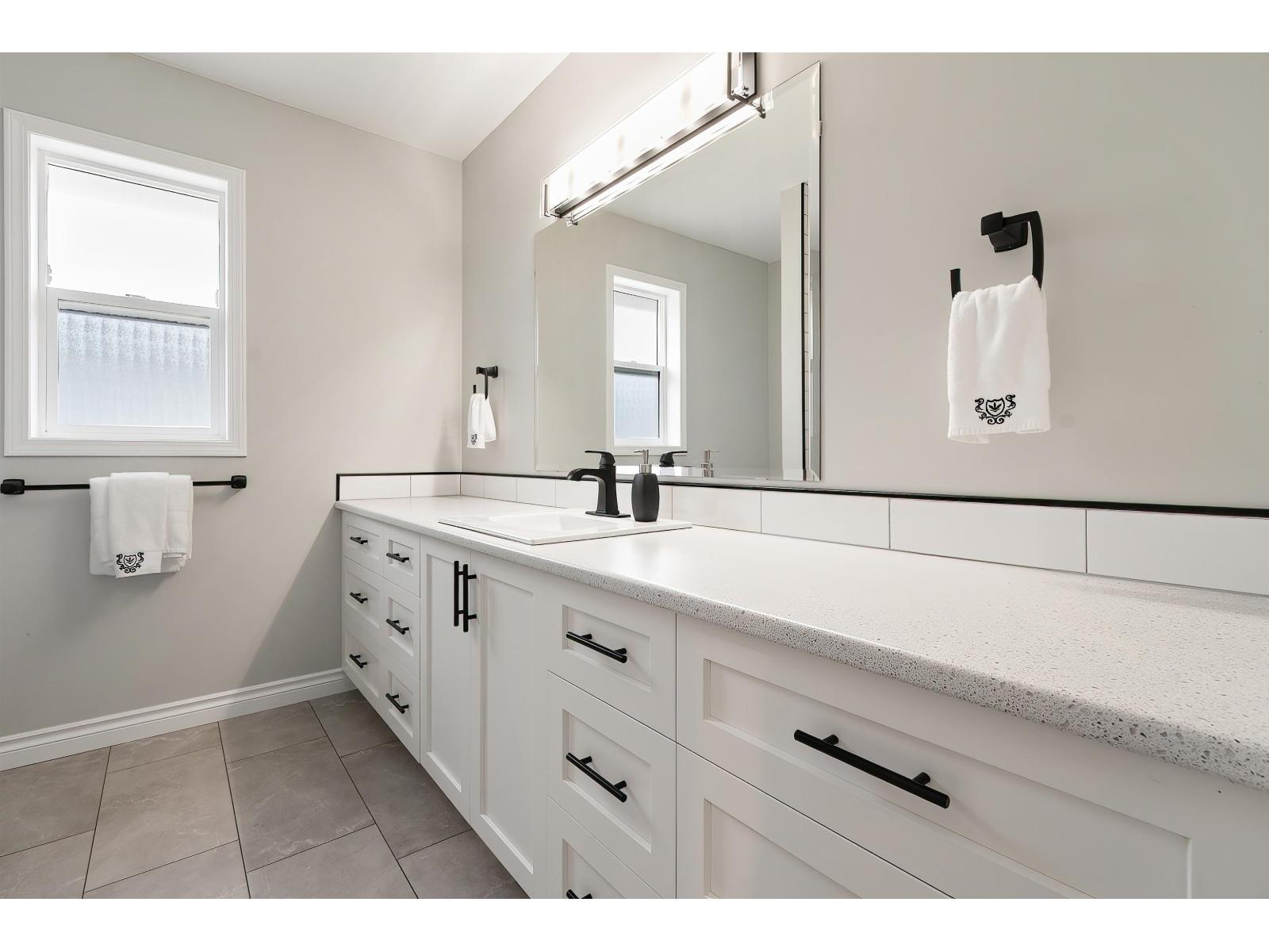 42 46485 AIRPORT ROAD, Chilliwack Proper South, Chilliwack