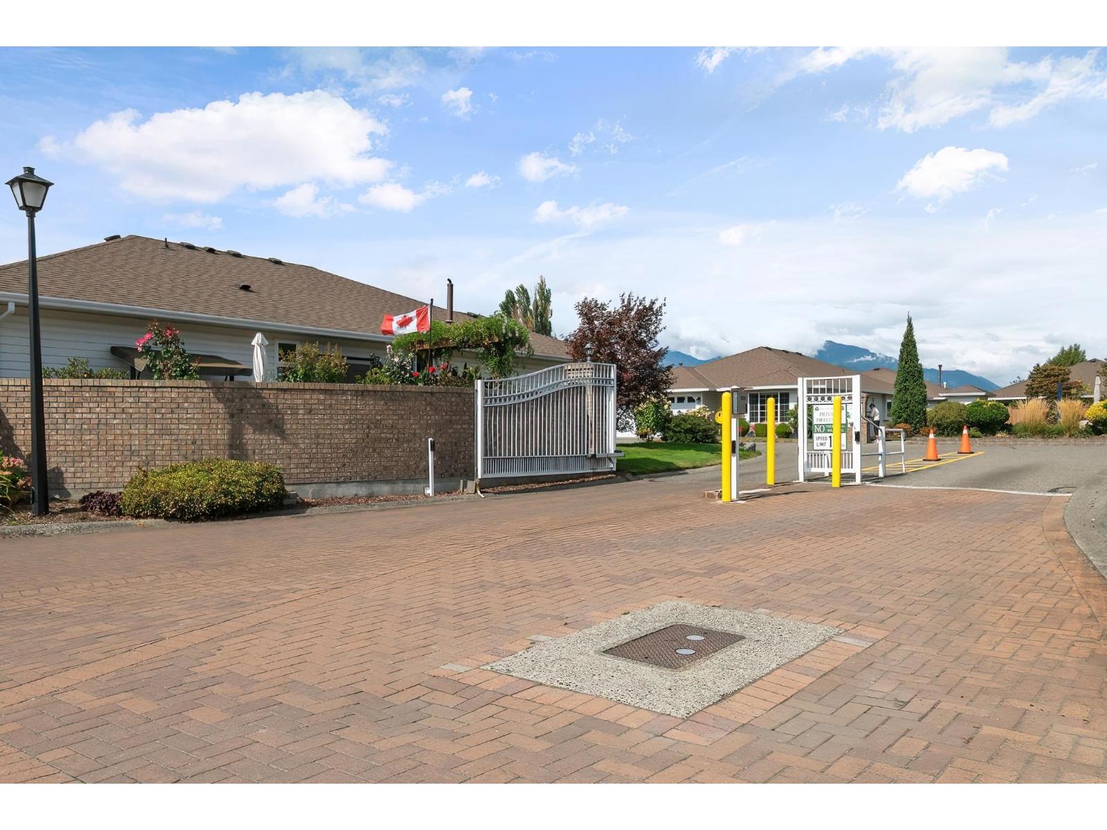42 46485 AIRPORT ROAD, Chilliwack Proper South, Chilliwack