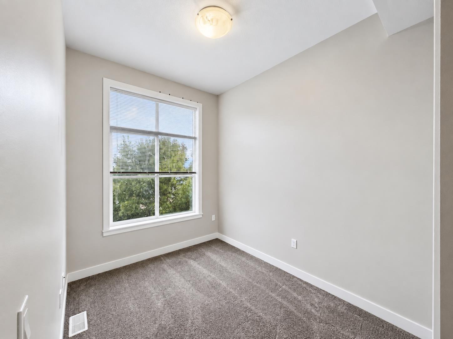 3 8466 MIDTOWN WAY, Chilliwack Proper South, Chilliwack